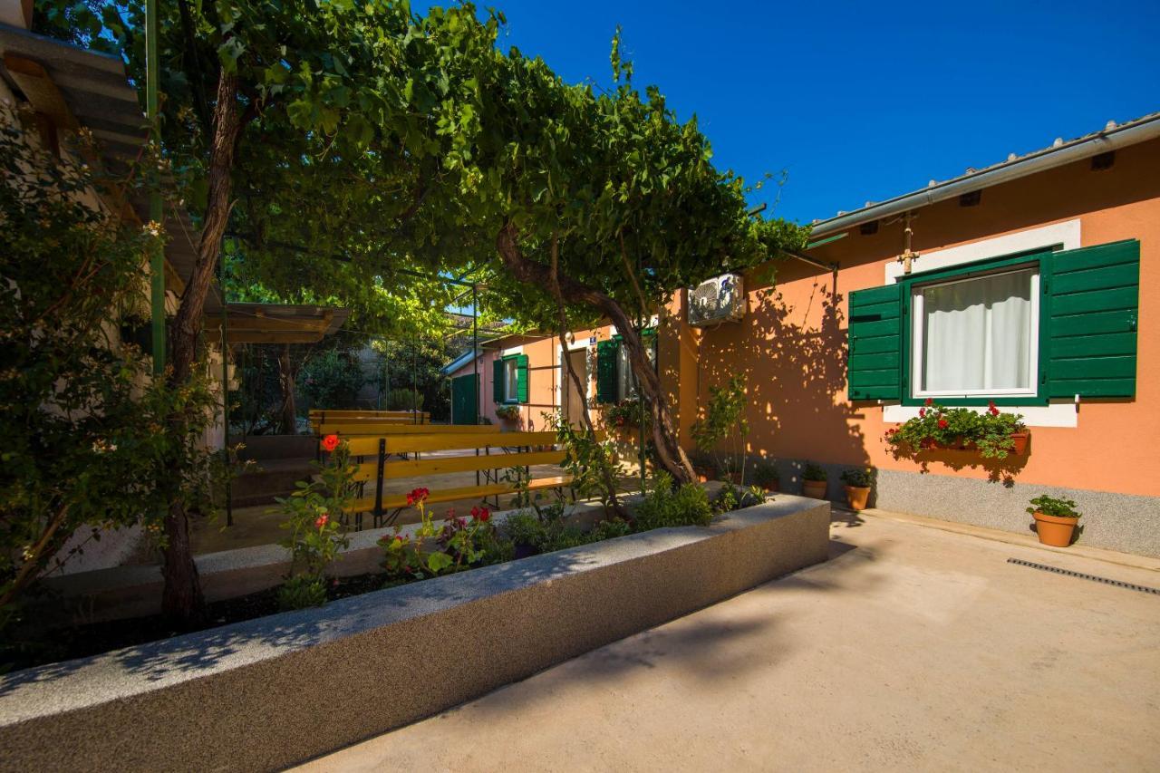 Apartments Odrina Split Exterior photo