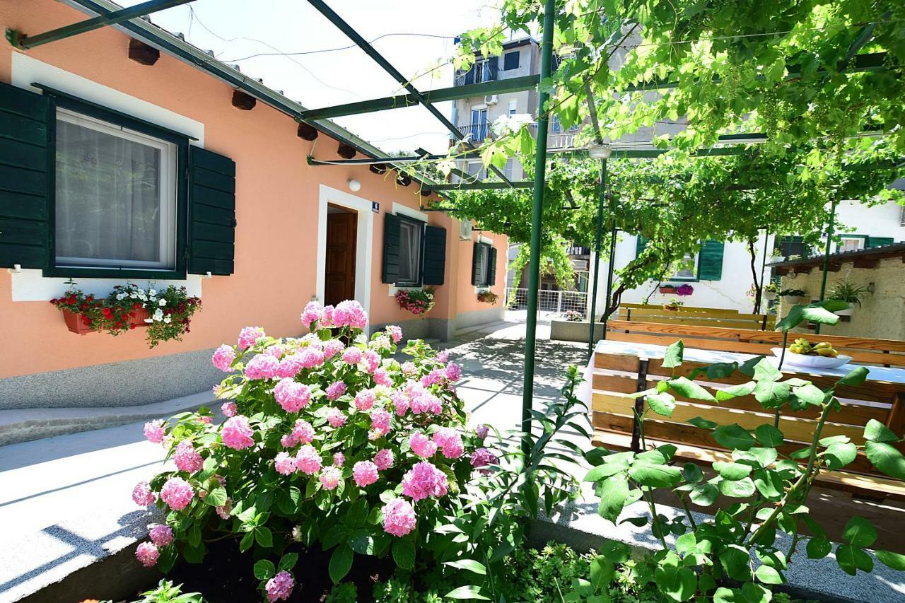 Apartments Odrina Split Exterior photo